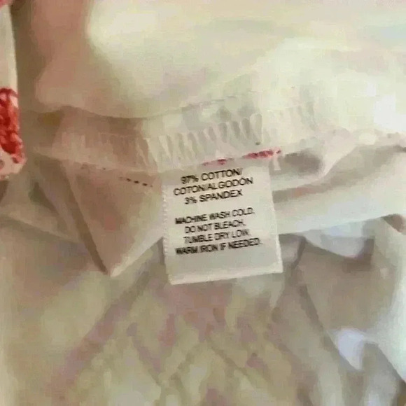 Ann Taylor LOFT floral shorts the riviera short size 2 - Picture 10 of 10